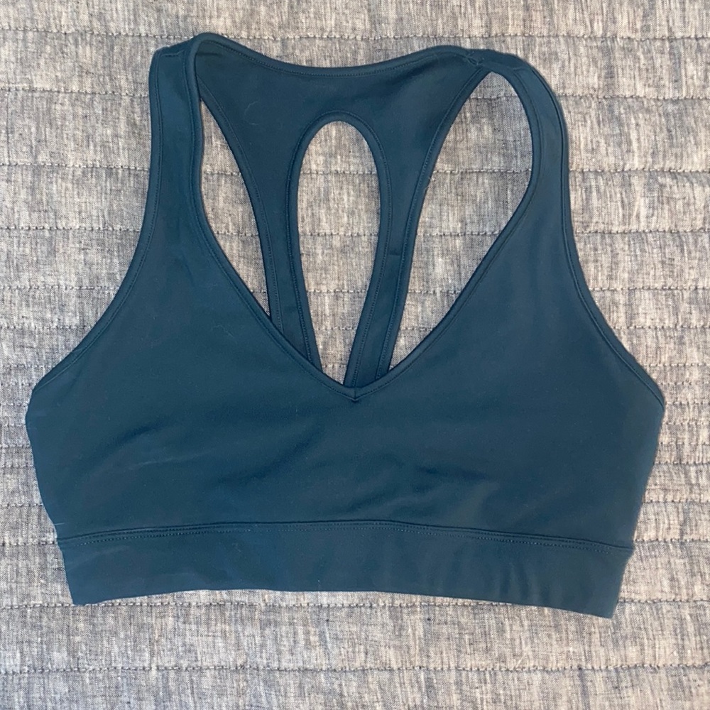 Carbon38 Action Bra 2.0 in Cloud Compression